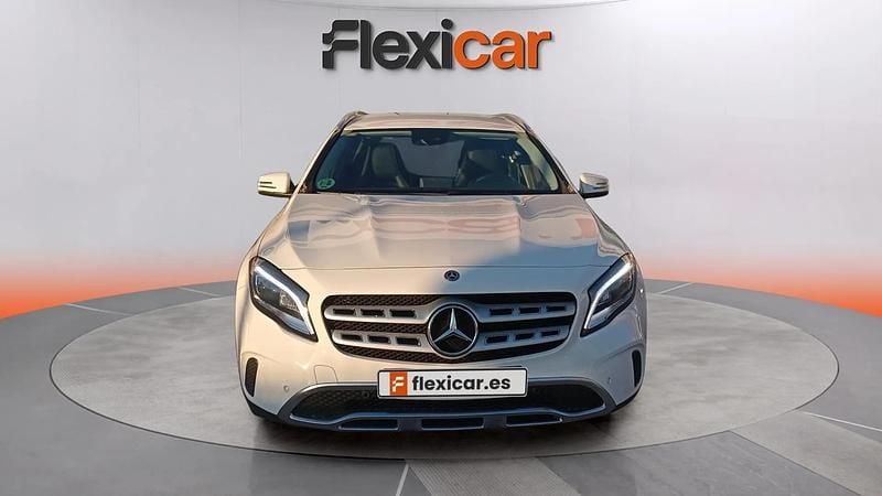 Usado Mercedes GLA220 170 CV (125 kW) 2018 Blanco SUV