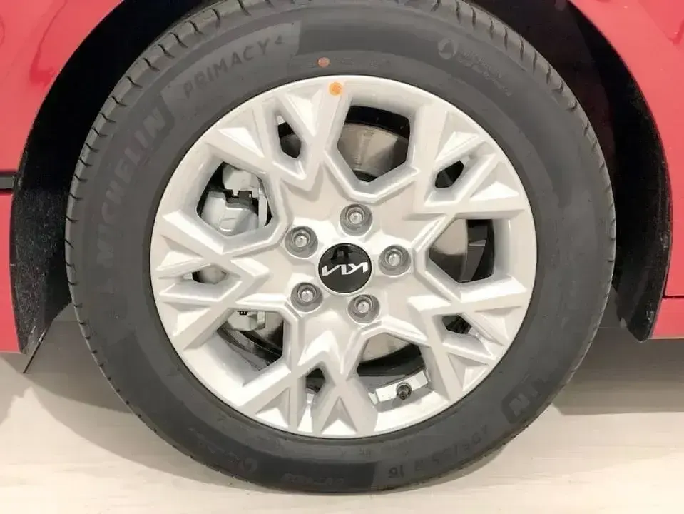 Nuevo Kia Ceed 120 CV (88 kW) 2025 Rojo Utilitario