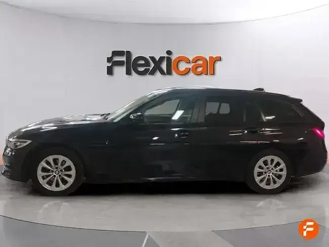 Usado BMW 320 184 CV (135 kW) 2021 Negro Familiar