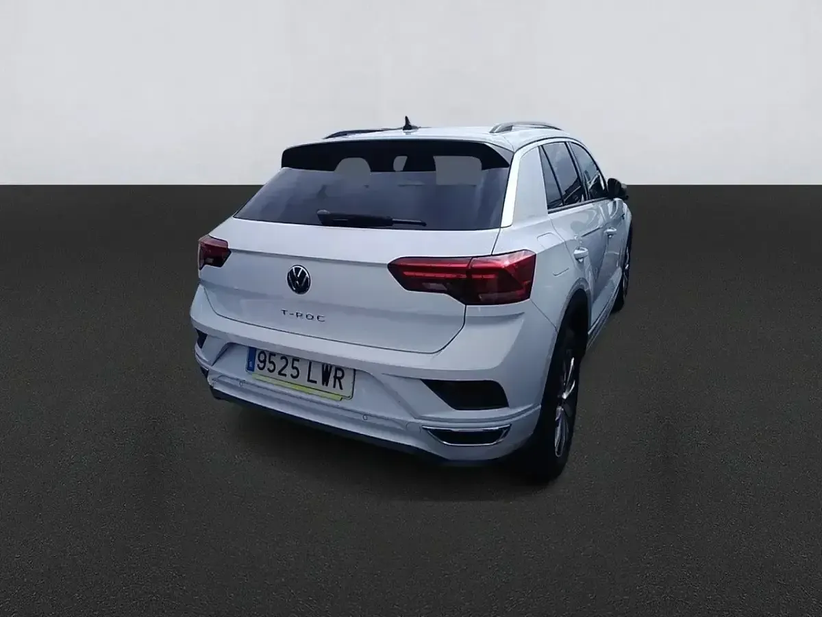 Usado VW T-Roc Advance 110 CV (80 kW) 2022 Blanco SUV