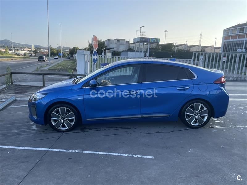 Usado Hyundai Ioniq Style 141 CV (103 kW) 2018 Azul Utilitario