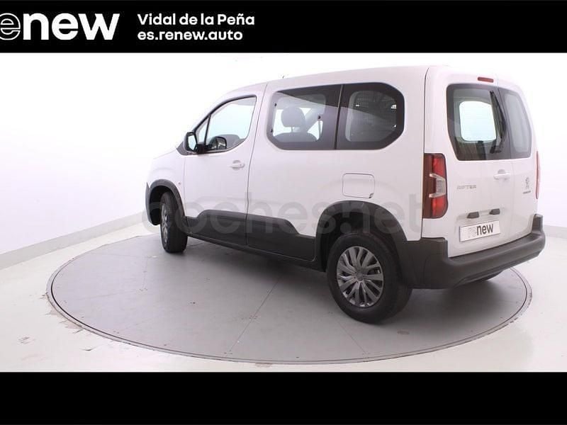 Usado Peugeot Rifter Active 100 CV (73 kW) 2023 Blanco Monovolumen
