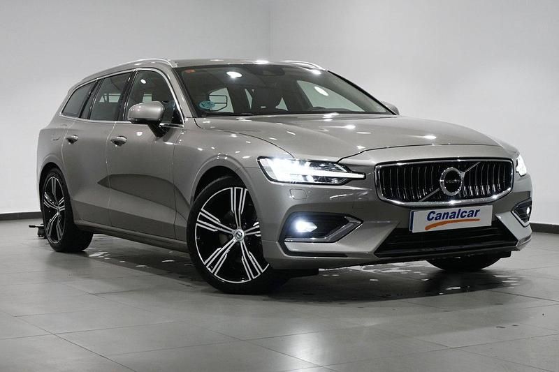 Usado Volvo V60 Inscription 190 CV (139 kW) 2019 Beige Familiar