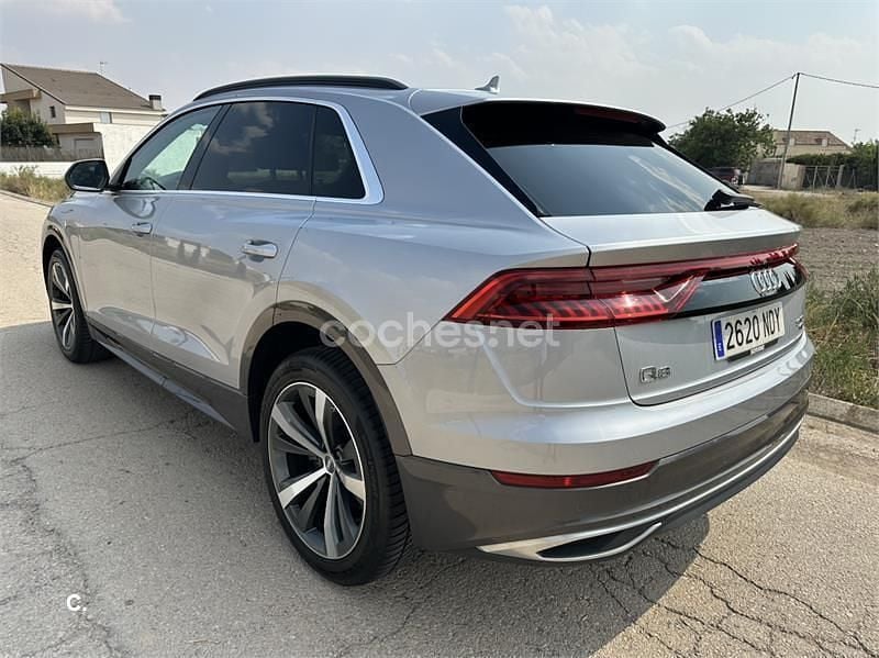 Usado Audi Q8 286 CV (210 kW) 2019 Gris / plata SUV