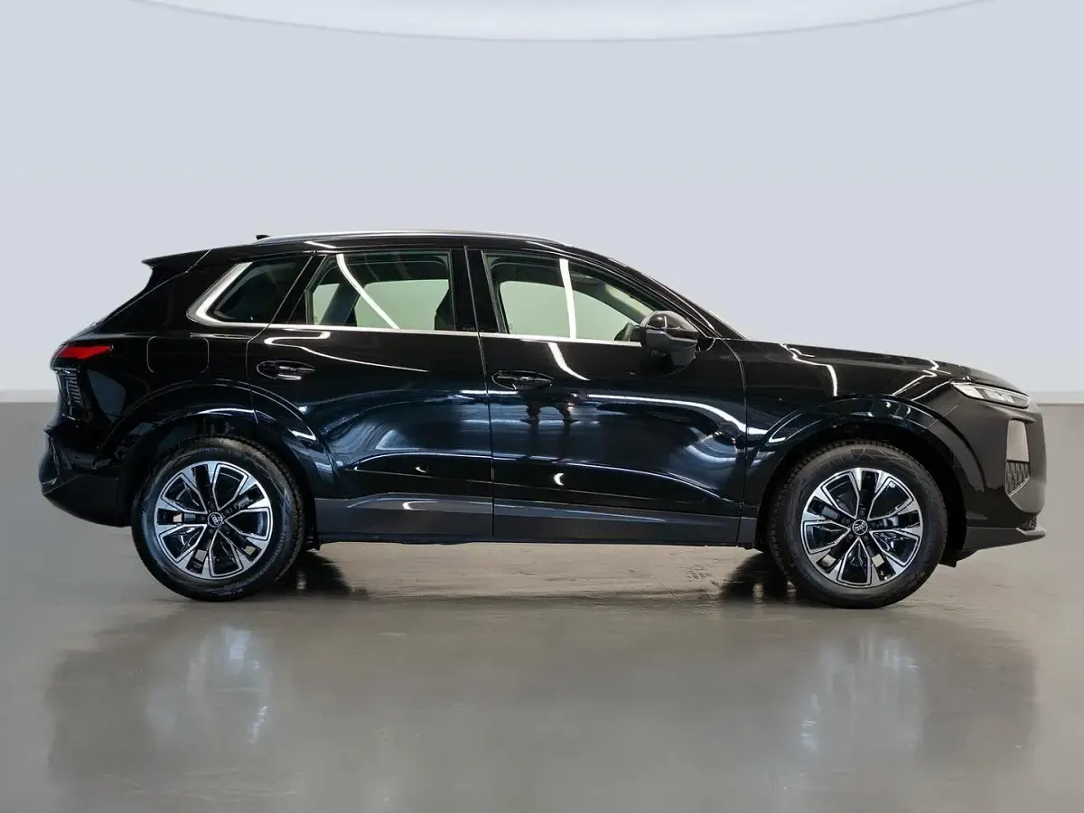 Usado Audi Q3 Business 150 CV (110 kW) 2025 Blanco SUV