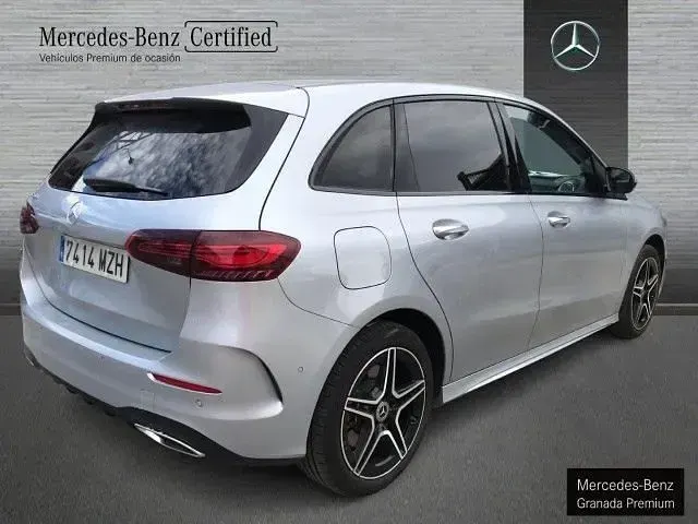 Usado Mercedes B250e AMG line 218 CV (160 kW) 2025 Plata hightech Utilitario