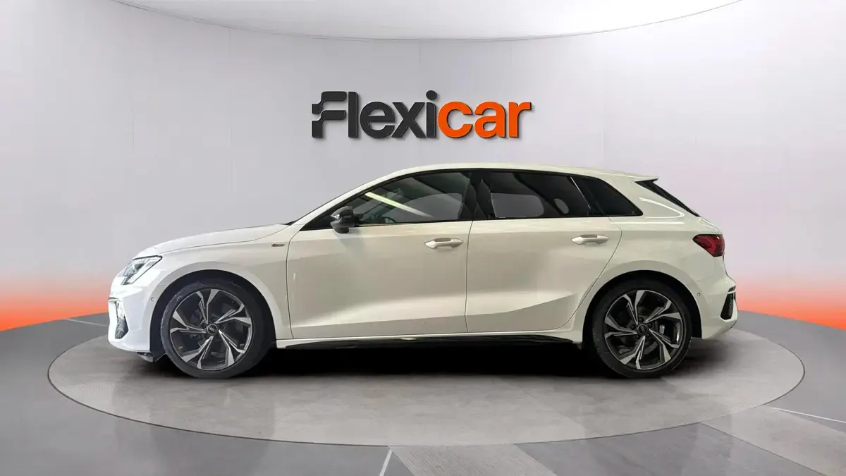 Usado Audi A3 Premium 116 CV (85 kW) 2021 Blanco Berlina