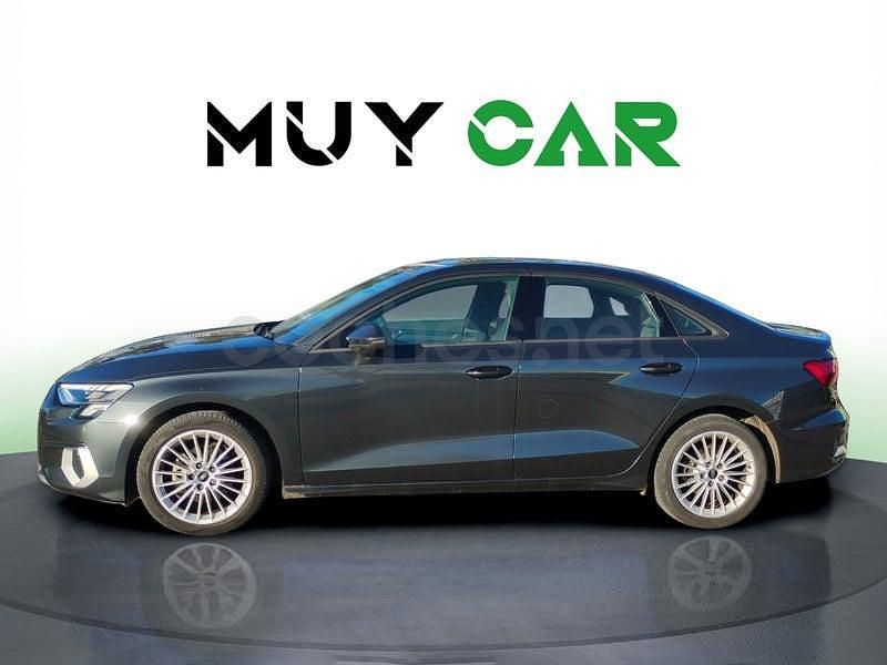 Usado Audi A3 Advanced Plus 150 CV (110 kW) 2022 Gris / plata Berlina