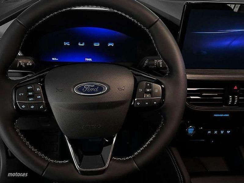 Usado Ford Kuga Active 180 CV (132 kW) 2024 Azul SUV