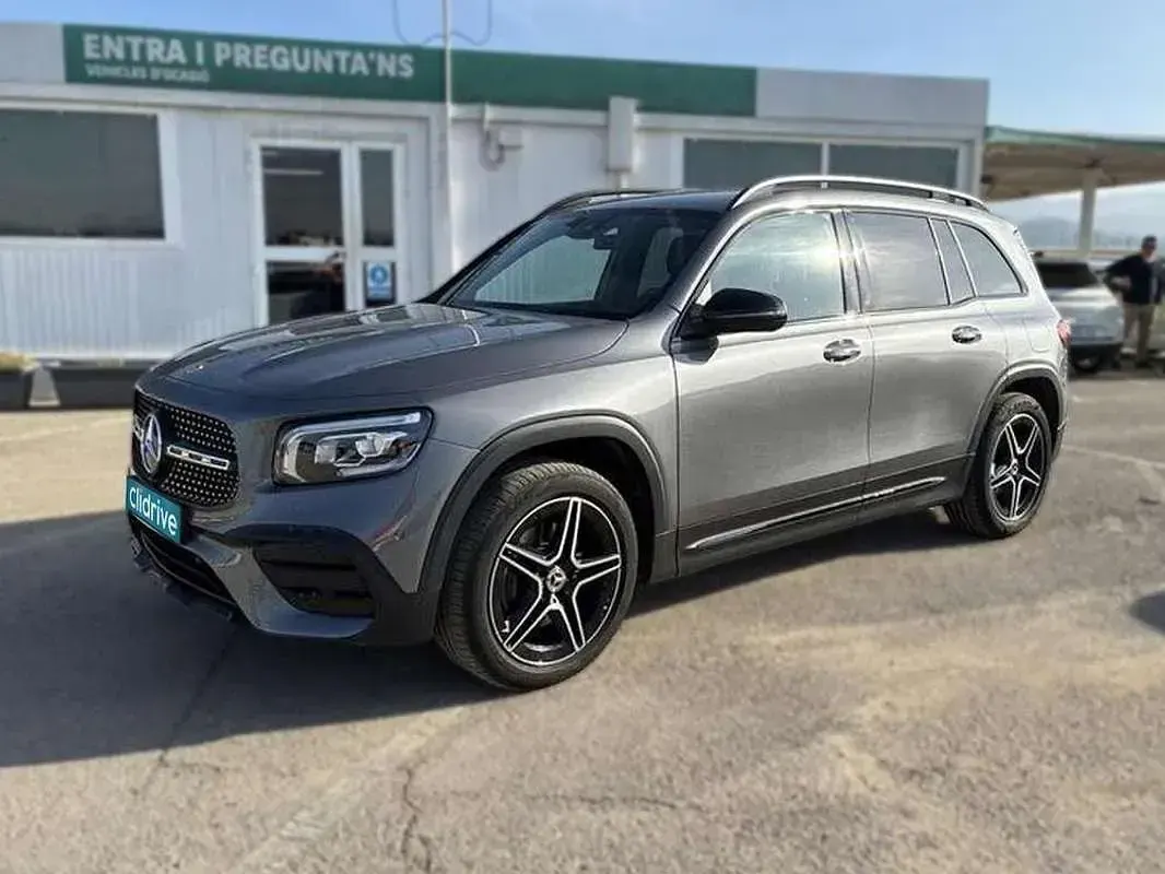 Usado Mercedes GLB200 150 CV (110 kW) 2022 Gris SUV