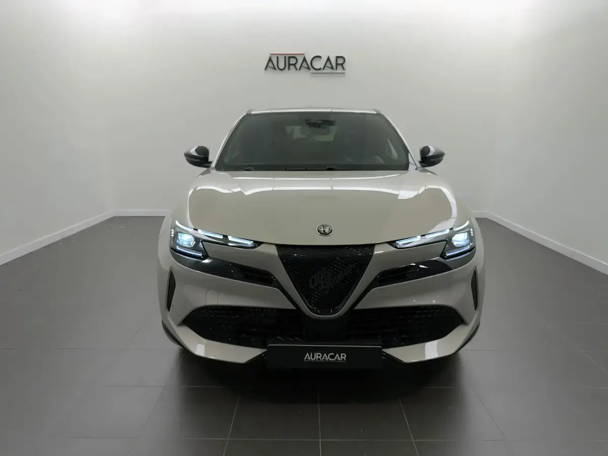 Nuevo Alfa Romeo GT Junior Edizione Speciale 145 CV (106 kW) 2026 Gris SUV