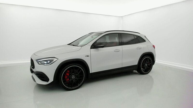 Usado Mercedes GLA45 AMG AMG 421 CV (309 kW) 2022 Blanco digital SUV