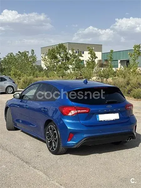 Usado Ford Focus ST-Line 125 CV (91 kW) 2019 Azul Berlina
