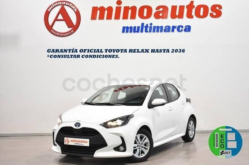 Usado Toyota Yaris Hybrid Business Edition 117 CV (86 kW) 2021 Blanco Utilitario