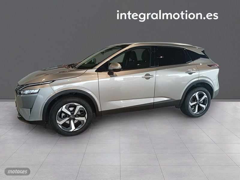Plateado Usado 2024 Nissan Qashqai N-Connecta SUV | 30.300 € (Precio justo) - Imagen 1/4