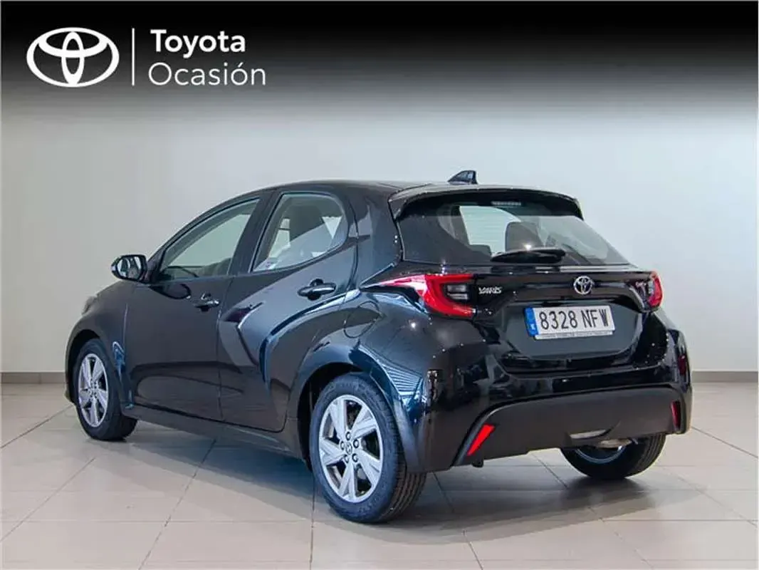 Usado Toyota Yaris Active 116 CV (85 kW) 2025 Utilitario