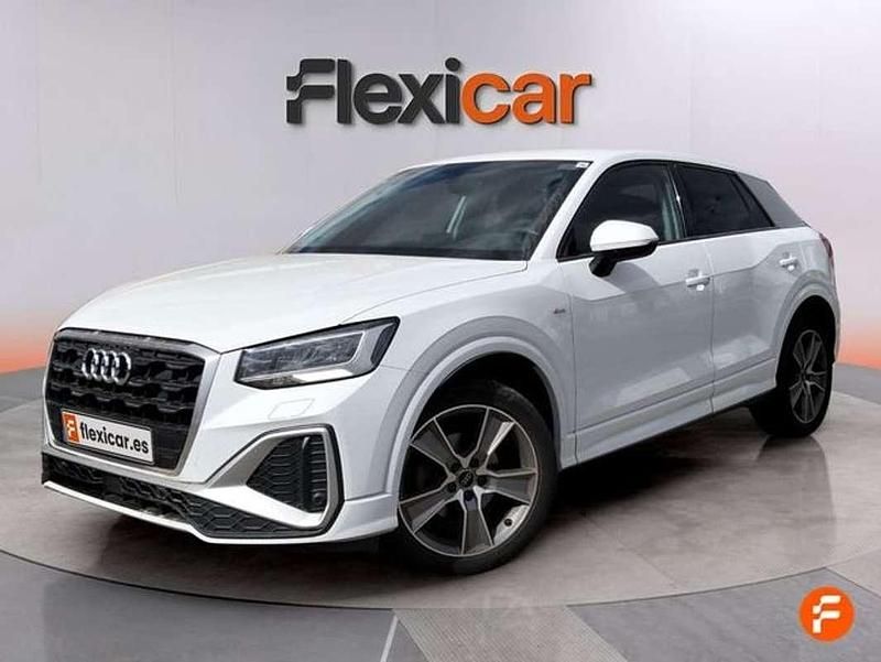 Używany Audi Q2 S-Line 116 KM (85 kW) 2024 Biały SUV