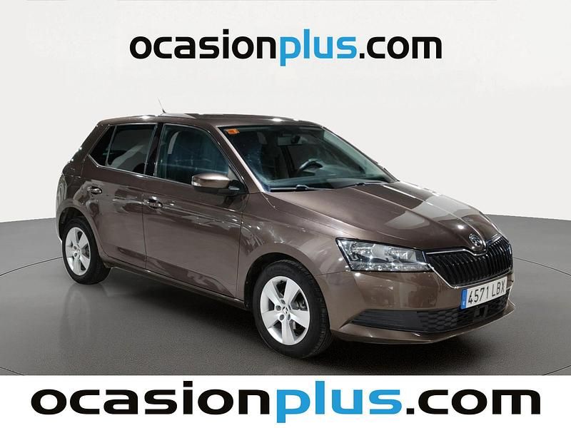 Usado Skoda Fabia 75 CV (55 kW) 2019 Marrón Utilitario