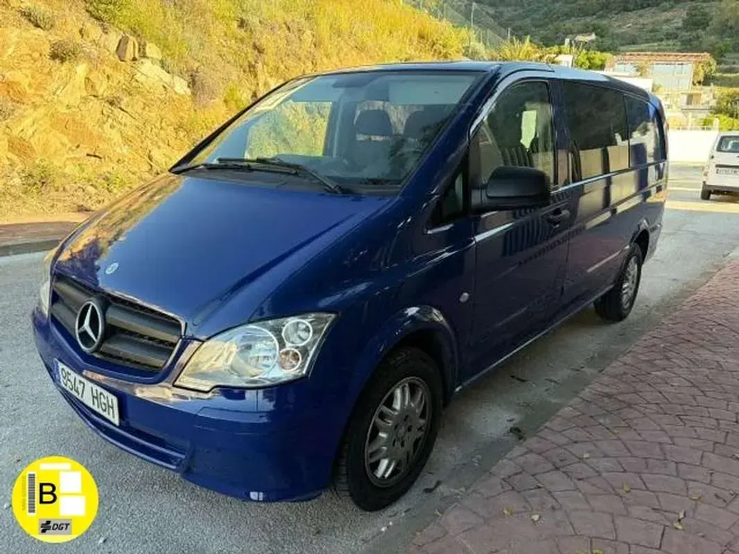 Usado Mercedes Vito 136 CV (100 kW) 2011 Azul Van