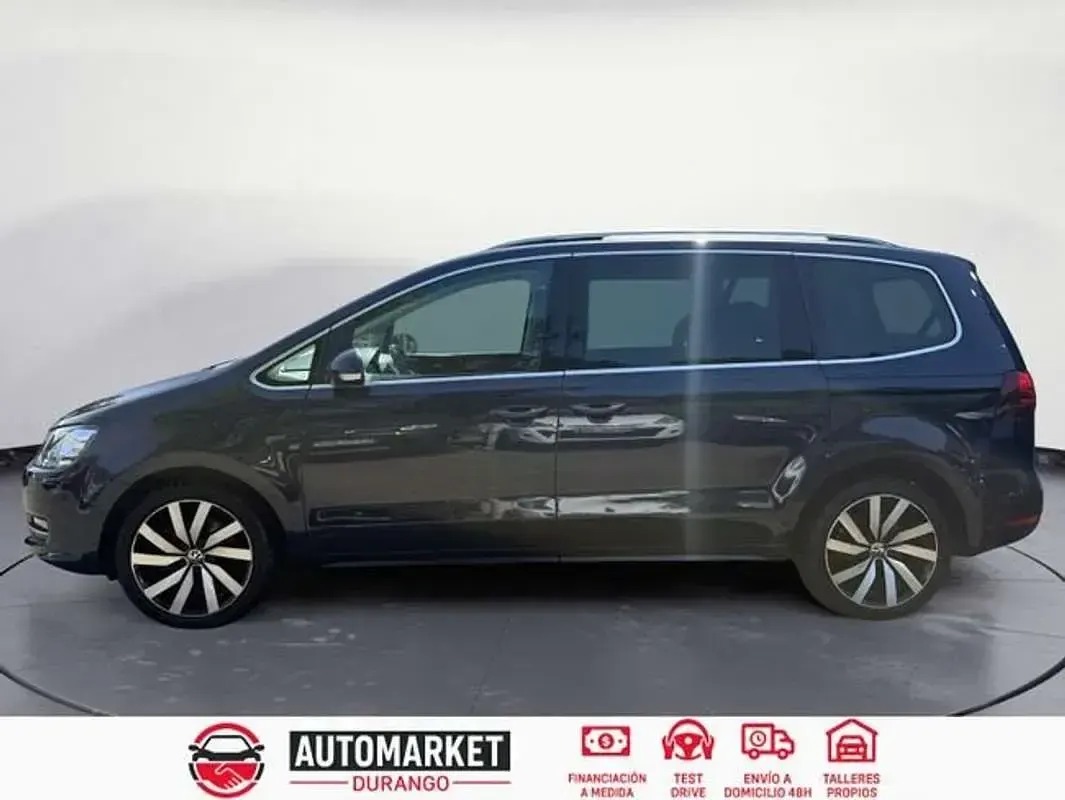 Usado VW Sharan Sport 184 CV (135 kW) 2017 Azul Monovolumen