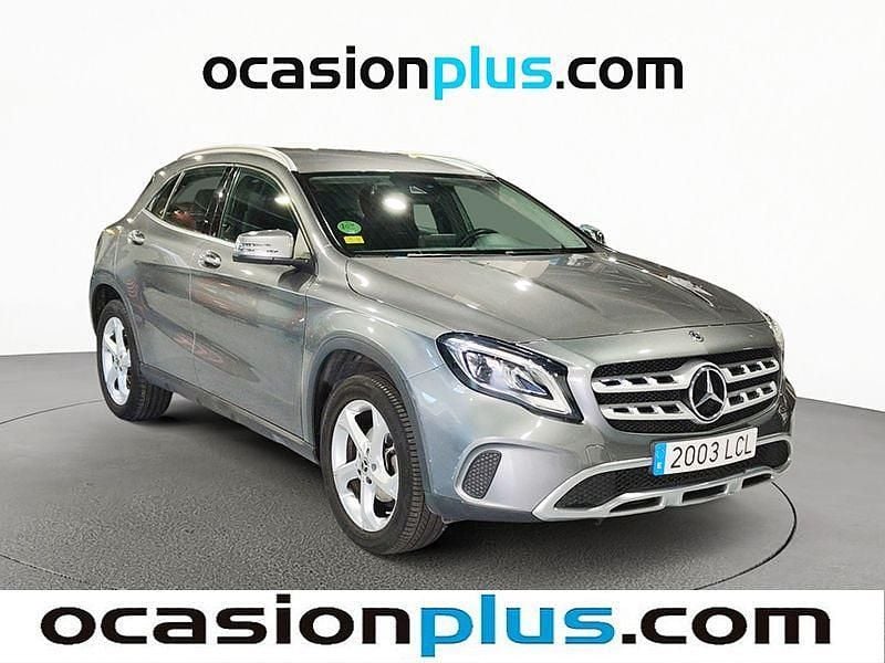 Usado Mercedes GLA200 136 CV (100 kW) 2019 Gris SUV