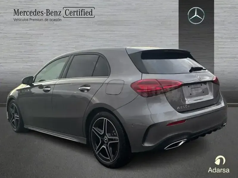 Occasion Mercedes A200 AMG line 150 PK (110 kW) 2024 Grijs Sedan