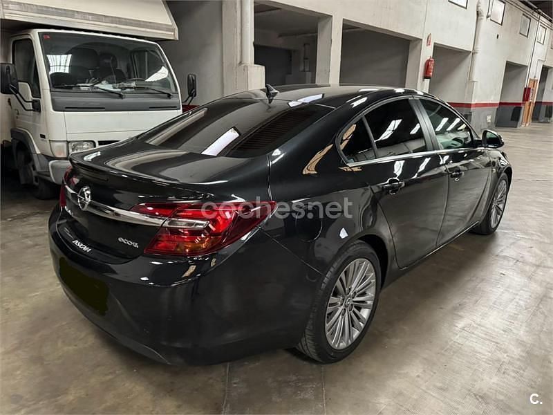Usado Opel Insignia Business 140 CV (102 kW) 2014 Negro Berlina