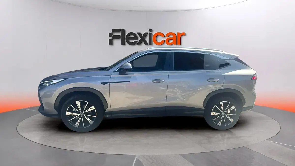 Usado MG HS Comfort 170 CV (125 kW) 2025 Beige SUV