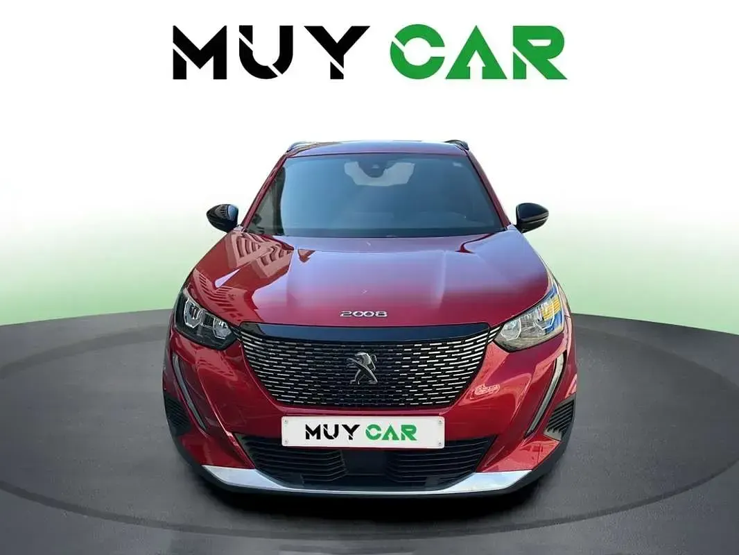 Usado Peugeot 2008 Allure 131 CV (96 kW) 2023 Rojo SUV