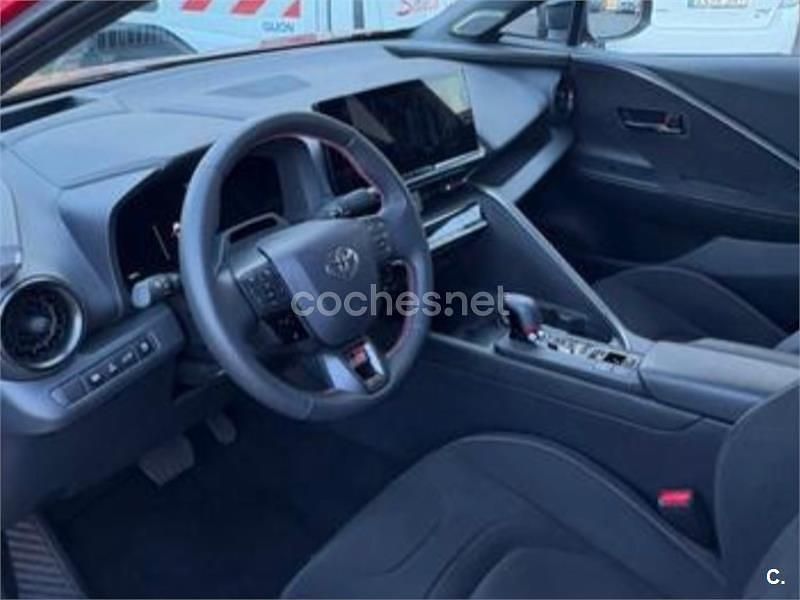 Usado Toyota C-HR Edition 223 CV (164 kW) 2024 Granate SUV