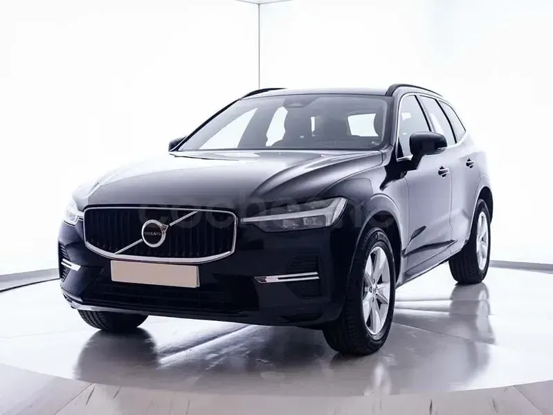 Usado Volvo XC60 Core 197 CV (144 kW) 2024 Negro SUV