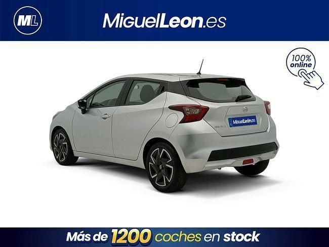 Usado Nissan Micra Acenta 92 CV (67 kW) 2021 Gris / plata Utilitario