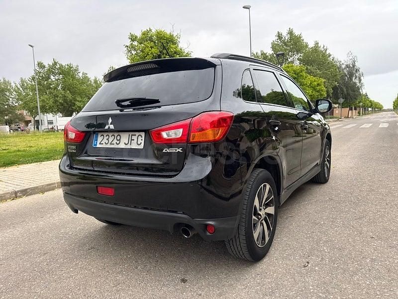 Usado Mitsubishi ASX Motion 116 CV (85 kW) 2015 Negro SUV