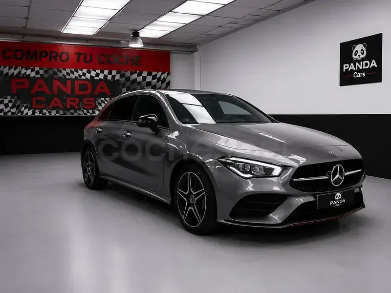 Usado Mercedes CLA250e Shooting Brake 218 CV (160 kW) 2021 Gris / plata Familiar