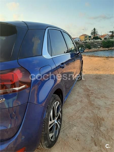 Usado Citroën C4 Picasso Feel 130 CV (95 kW) 2017 Azul Monovolumen