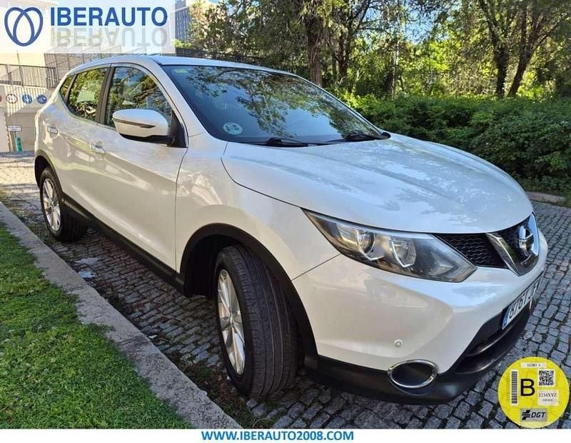 Usado Nissan Qashqai Acenta 131 CV (96 kW) 2015 Blanco SUV