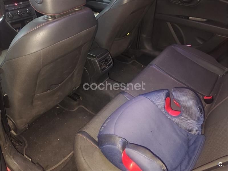 Usado Seat Leon ST FR 125 CV (91 kW) 2016 Rojo Familiar