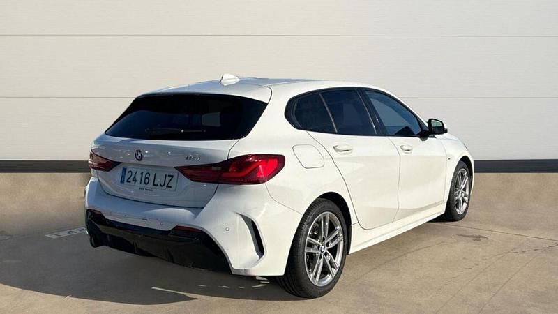 Usado BMW 118 M Sport 140 CV (102 kW) 2020 Blanco Utilitario