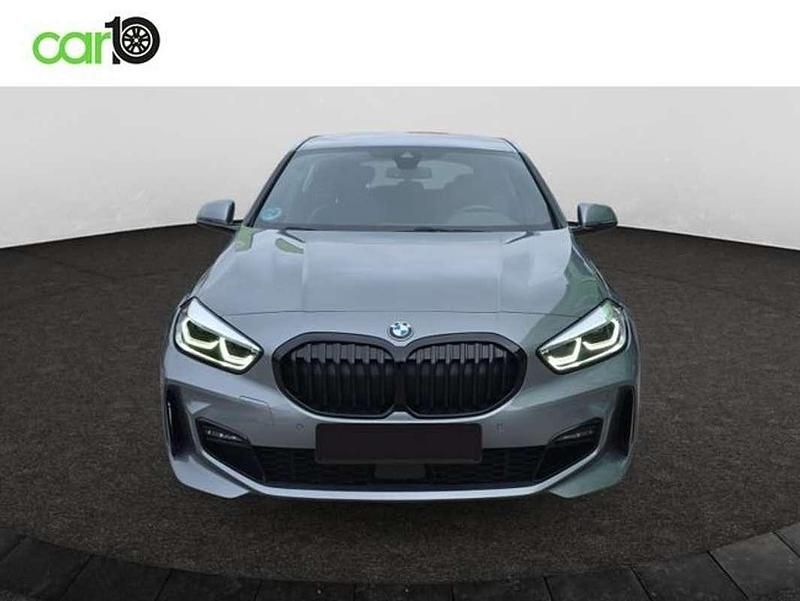 Używany BMW 118 136 KM (100 kW) 2024 Szary Hatchback