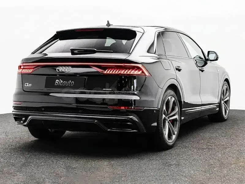 Usado Audi Q8 S-Line 286 CV (210 kW) 2023 Negro SUV