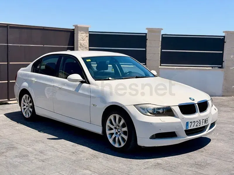 Usado BMW 320 177 CV (130 kW) 2007 Blanco Berlina