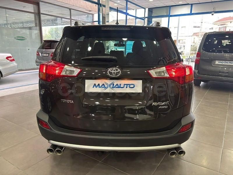 Usado Toyota RAV4 Executive 150 CV (110 kW) 2015 Negro SUV