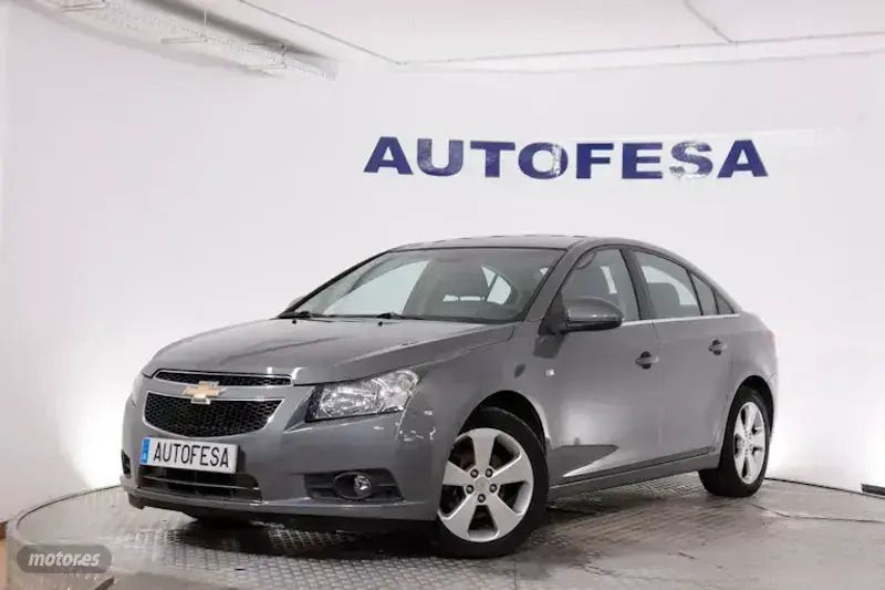 Gris Usado 2009 Chevrolet Cruze Berlina | 4750 € (Precio justo) - Imagen 1/4