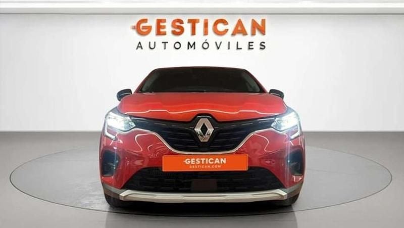 Usado Renault Captur Zen 101 CV (74 kW) 2022 Rojo SUV