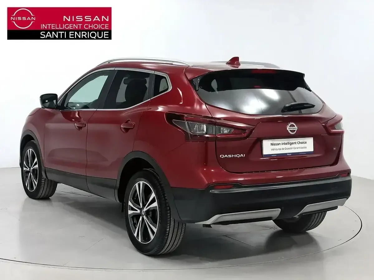 Usado Nissan Qashqai N-Connecta 158 CV (116 kW) 2021 Rojo SUV