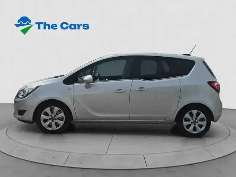 Usado Opel Meriva Excellence 140 CV (102 kW) 2016 Gris / plata Monovolumen