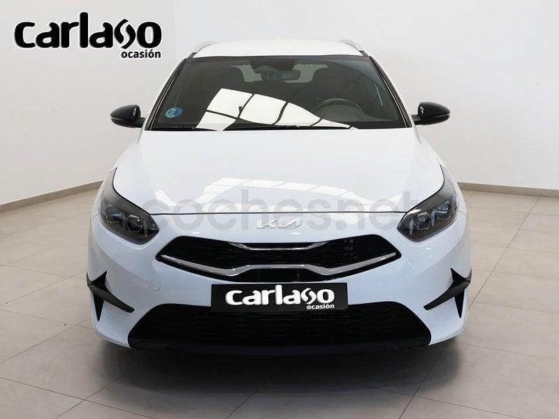 Usado Kia Ceed Style 100 CV (73 kW) 2025 Blanco Utilitario