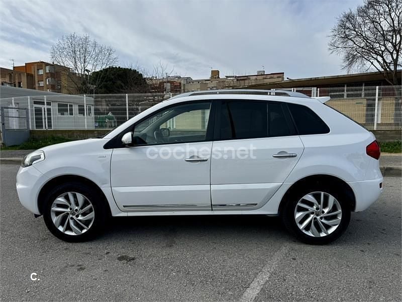 Usado Renault Koleos LIMITED 150 CV (110 kW) 2014 Blanco SUV