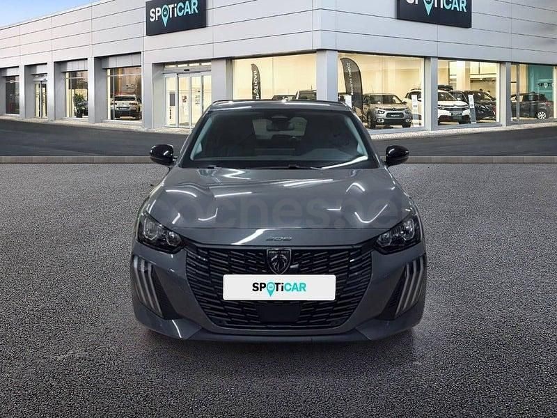 Usado Peugeot 208 Allure 100 CV (73 kW) 2025 Gris Utilitario