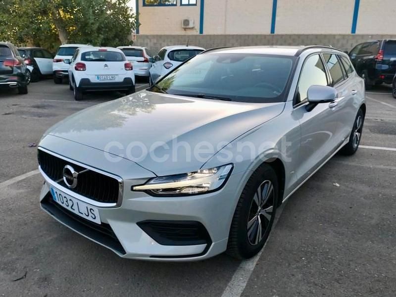 Gris / plata Usado 2020 Volvo V60 Business Edition Familiar | 23.500 € (Precio justo) - Imagen 1/2